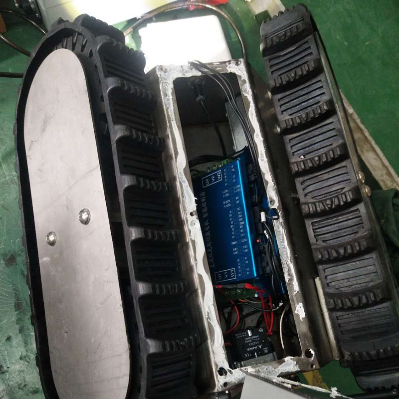 无刷双驱智能驱动器在管道机器人的应用